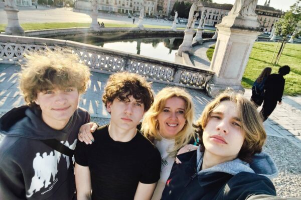 679332525_1617799537020291_3033895720742623213_n