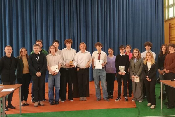 Jeszcze jedno zdjęcie grupowe