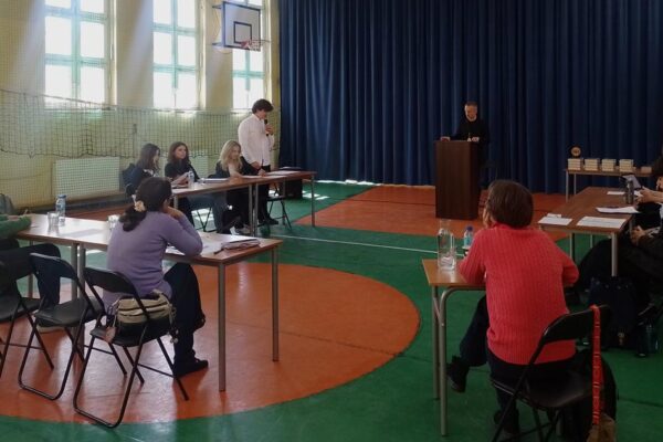 Kazik 2 wersus Wawerska Szkoła Realna